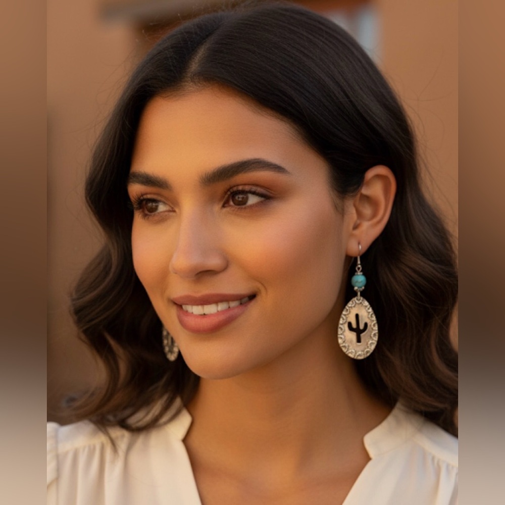 Silver Tone Earrings with Turquoise Bead Teardrop‎ Oval Shaped with Cactus